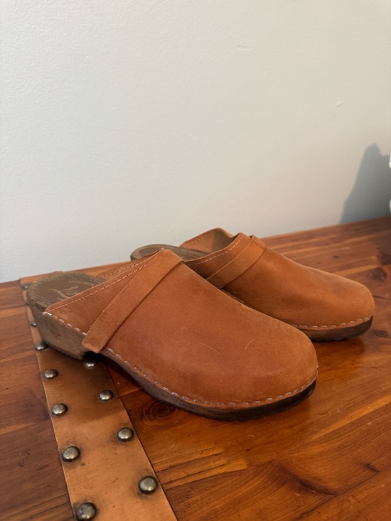Lotta From Stockholm Shoes - Lotta from Stockholm Tan Leather Slip-On Clogs